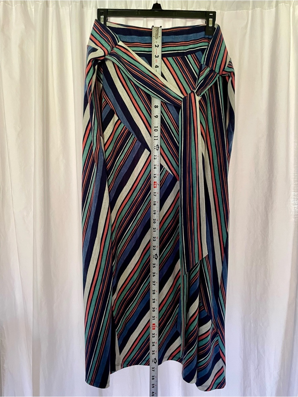 Striped A-Line Midi Skirt - Blue & Pink
Size 22/24 W - Picture 7 of 11